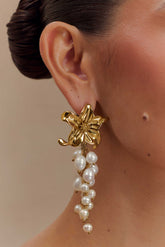 Eva Floral Fresh Water Pearl Earrings - Gold